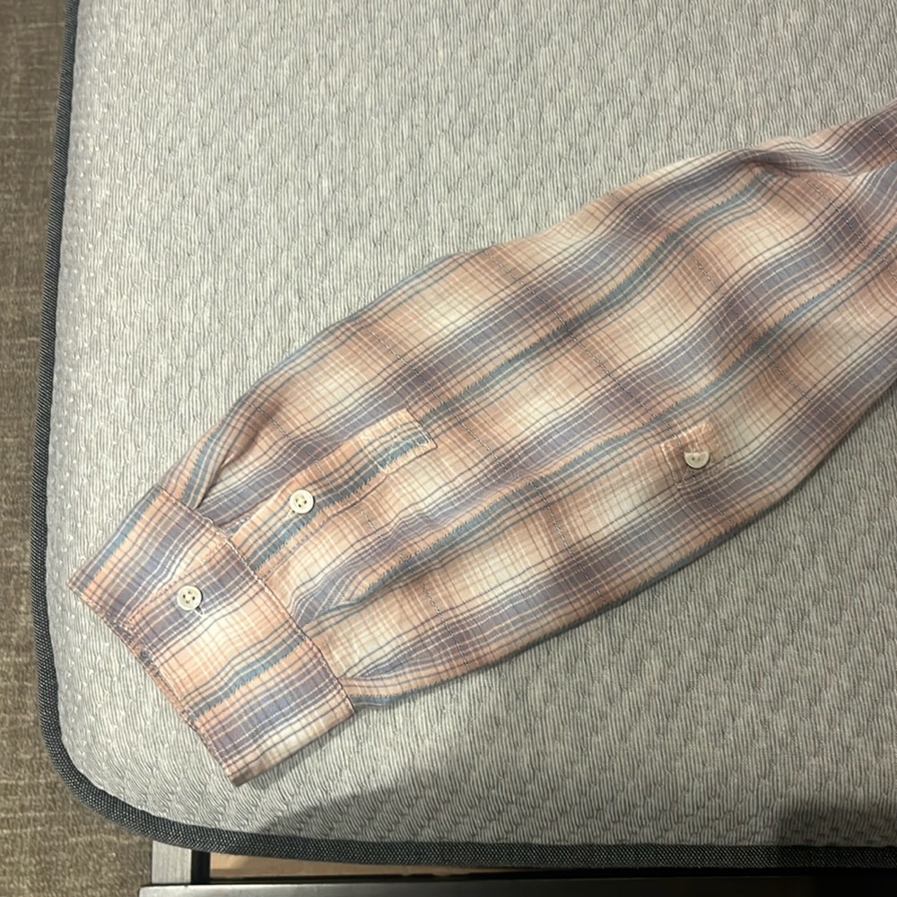 Joie flannel top size medium - Picture 4 of 5